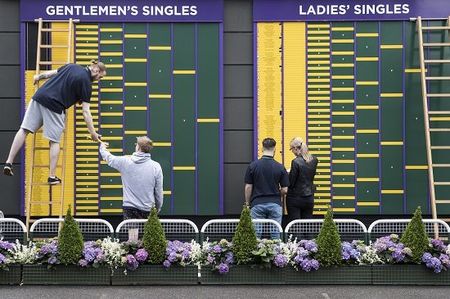 While you were sleeping: 27 June 2016