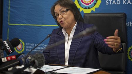 Analysis: De Lille survives, but not out of the woods