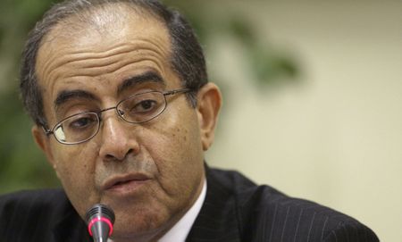 Wartime PM Jibril takes early lead in Libya vote