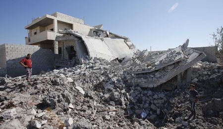 Syrian army destroys houses in 'collective punishment'