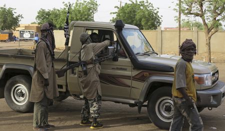 Mali army reinforces, expects Islamist attack