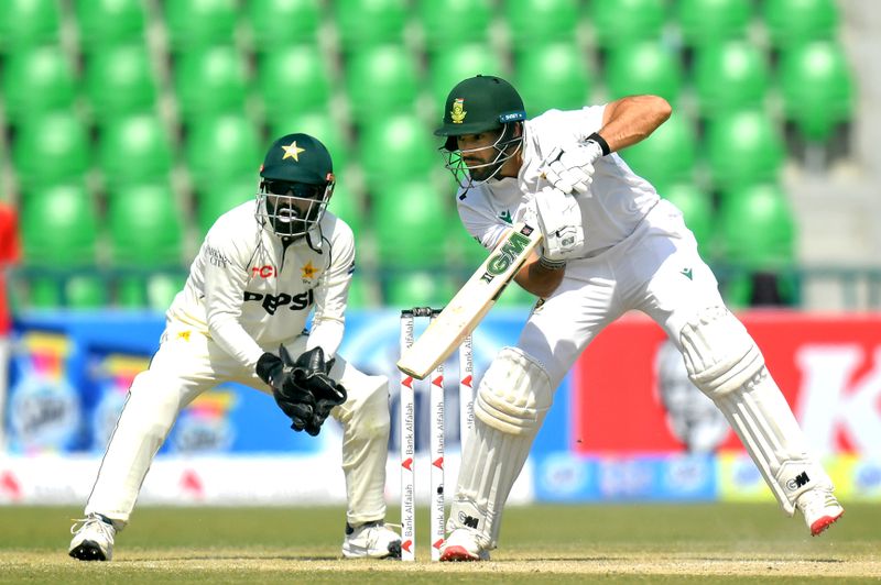 SA lose to Pakistan as they fail first examination by spin