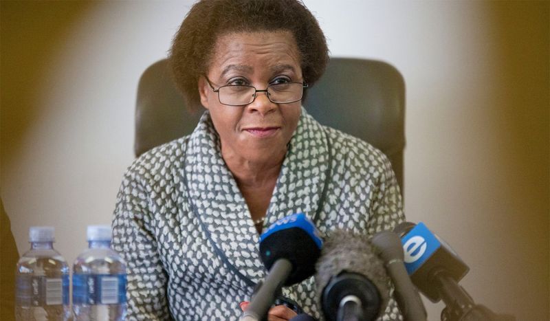Ramphele lays her chips on the table