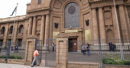 Judicial Conduct Committee split over action against two judges