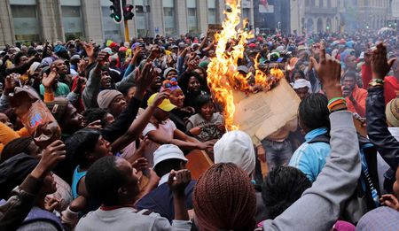 Cape Town looting: small stall-holders, foreigners bear the brunt of local politics