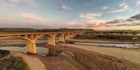 The bridge over the Orange River in Bethulie. Photographer: Craig Adams