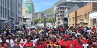 Activists gathered near Parliament heard Saftu. (Photo: Suné Payne)