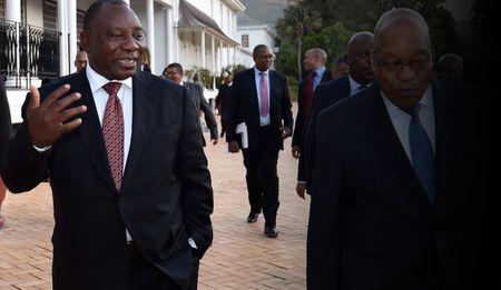 Reporter’s Notebook: The waiting game, ebbing power, and a mysterious visit to Tuynhuys