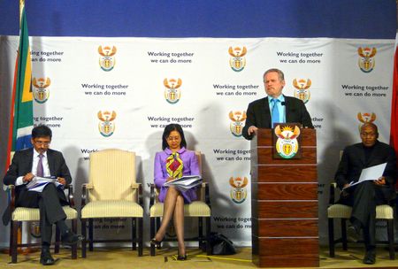 Government swings for productive sector over Walmart