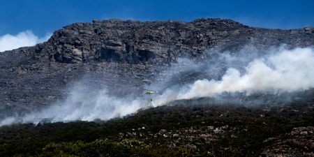 Fire season — Crews battle Simon’s Town mountain fire days after devastating Dunoon inferno