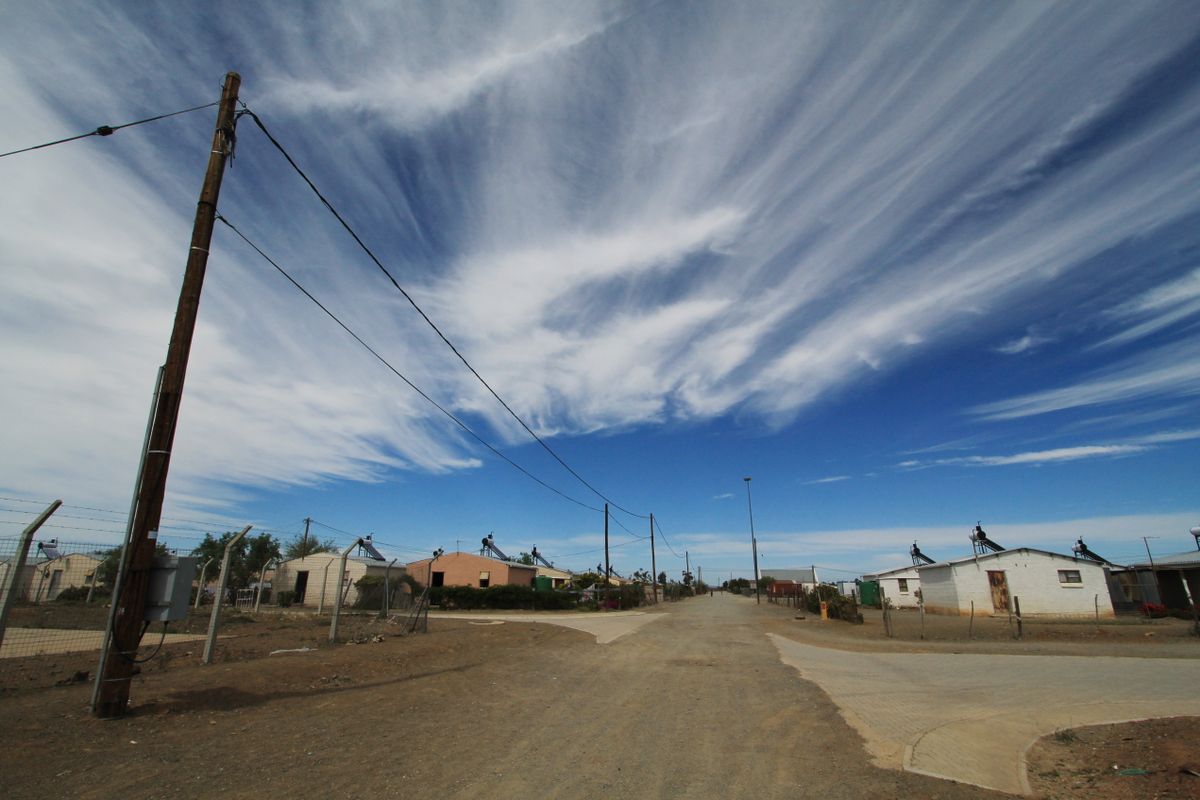 Karoo angel factory: treasures in wire, feathers and wool