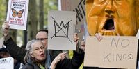 A 'No Kings' rally in front of the US embassy in Brussels, Belgium. (Photo: Frederic Sierakowski / EPA)