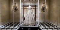 epa09922803 A dress worn by Mary Todd Lincoln, wife of President Abraham Lincoln, displayed as part of the Metropolitan Museum of Art Costume Institute?s exhibit 'In America: An Anthology of Fashion' in New York, New York, USA, 02 May 2022. The exhibit, which is the second installment of a two-part exhibition dedicated to the history of fashion in the United States, is mainly made up of various scenes staged in existing period rooms in the American Wing at the museum curated by notable US film directors. The exhibit runs from 07 May until 05 September 2022.  EPA-EFE/JUSTIN LANE