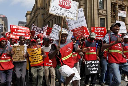 Busa's triple 'no' to labour law changes