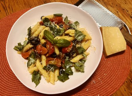 What’s cooking today: Olive, tomato and basil pasta