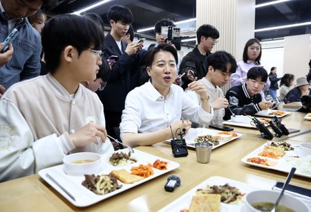 South Korean students warned over social media posts amid Trump administration crackdown