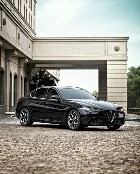 Che Figo! The Italian legend lives on — meet the 2021 Alfa Romeo Giulia