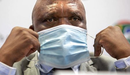 Phaahla says mask mandate must remain a public health measure while world virologists express concern over scary Centaurus subvariant