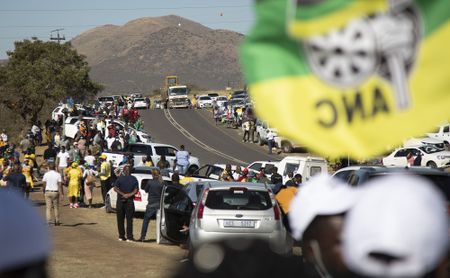 ANC set to thrash out the defiance of an ‘uninvited’ Zuma at NEC meetings this week