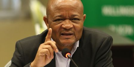 Government dangles once-off cash bonuses to settle wage dispute with public servants