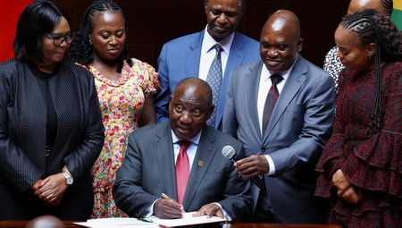 Ramaphosa ponders giving private sector more say in NHI roll-out - presidency spokesperson