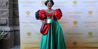 Bernice Swart. Red is best left to Freedom Fighters, of course, but congrats on the deputy minister’s attempt nonetheless. In these frugal times one must be grateful that she seemingly spent so little on the public works and infrastructure that went into this outfit. (Photo: Victoria O'Regan)