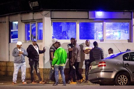 Taverns warned not to ‘push government into a corner’ over Covid-19 safety