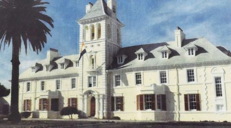 Hospital histories - mental healthcare at Valkenberg today … and 130 years ago