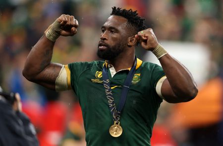 Standing still is falling behind for Rassie’s Boks as Kolisi’s captaincy in the balance