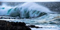 Beach Club, Hermanus waves. Photographer: Martin Etsebeth 
