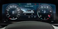 The high-definition instrument cluster. (Photo: Land Rover SA)