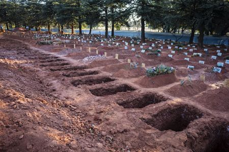 Funeral rules trigger tension, Western Cape is cautiously optimistic and Cosatu slams 100% taxi loading regulation