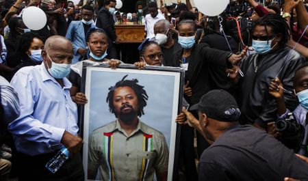 Police attack mourners at funeral and memorial service of popular Mozambican rapper Azagaia
