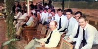 KMS men at the STF training academy in Katukurunda around 1985. Baty appears to be seated next to STF commandant Zerni Wijesuriya (red circle) and chief instructor Malcolm ‘Ginger’ Rees appears in foreground (blue circle). (Credit: Sri Lankan police)