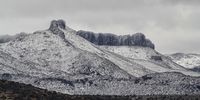 Part of the Sneeuberg range in winter, when the dolerite ramparts resemble one of the sets of the Game of Thrones series. Image: Chris Marais<br>