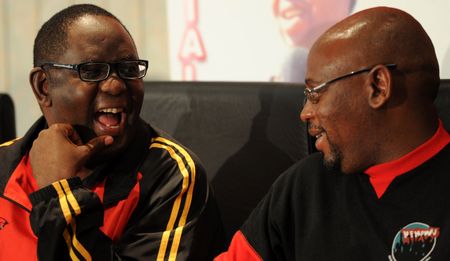 Cosatu’s Dlamini under fire as Vavi looks to capitalise