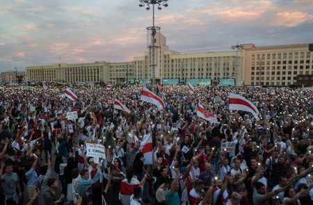 Kremlin says it sees no need to help Belarus militarily for now