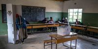 A elderly woman marks her vote for the parliamentary elections at a polling station in Koro-Koro, on October 7, 2022.<br>Photo: Shiraaz Mohamed.