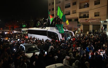 Gazans cheer as ceasefire between Israel and Hamas takes hold