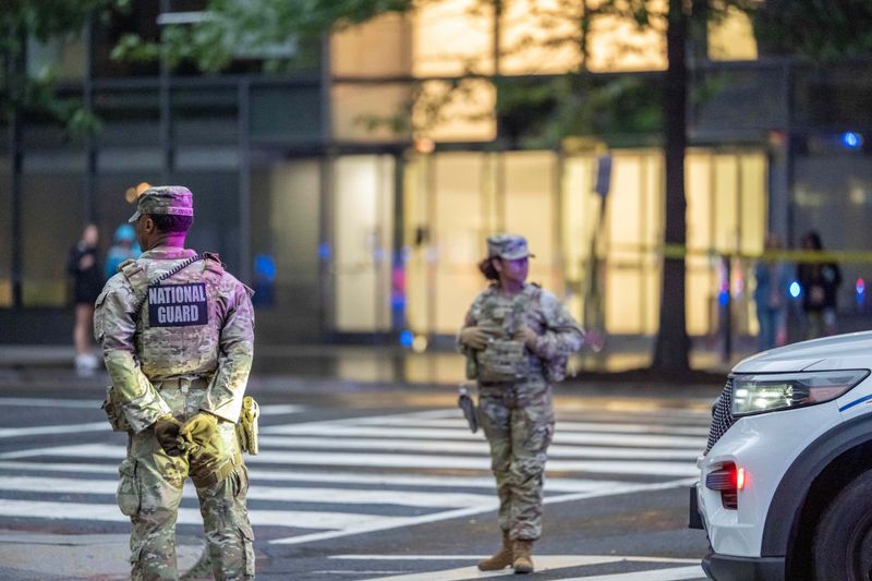 Trump put thousands of soldiers on Washingtonâs streets. They seldom stop crime