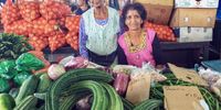 Ani Naidoo, left, and Cindy Govender engage over loofahs. Photo: Wanda Hennig