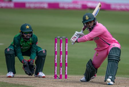 Pakistan blitz earns them ODI series win against depleted Proteas