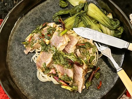 Seared tuna steaks with pak choy and noodles
