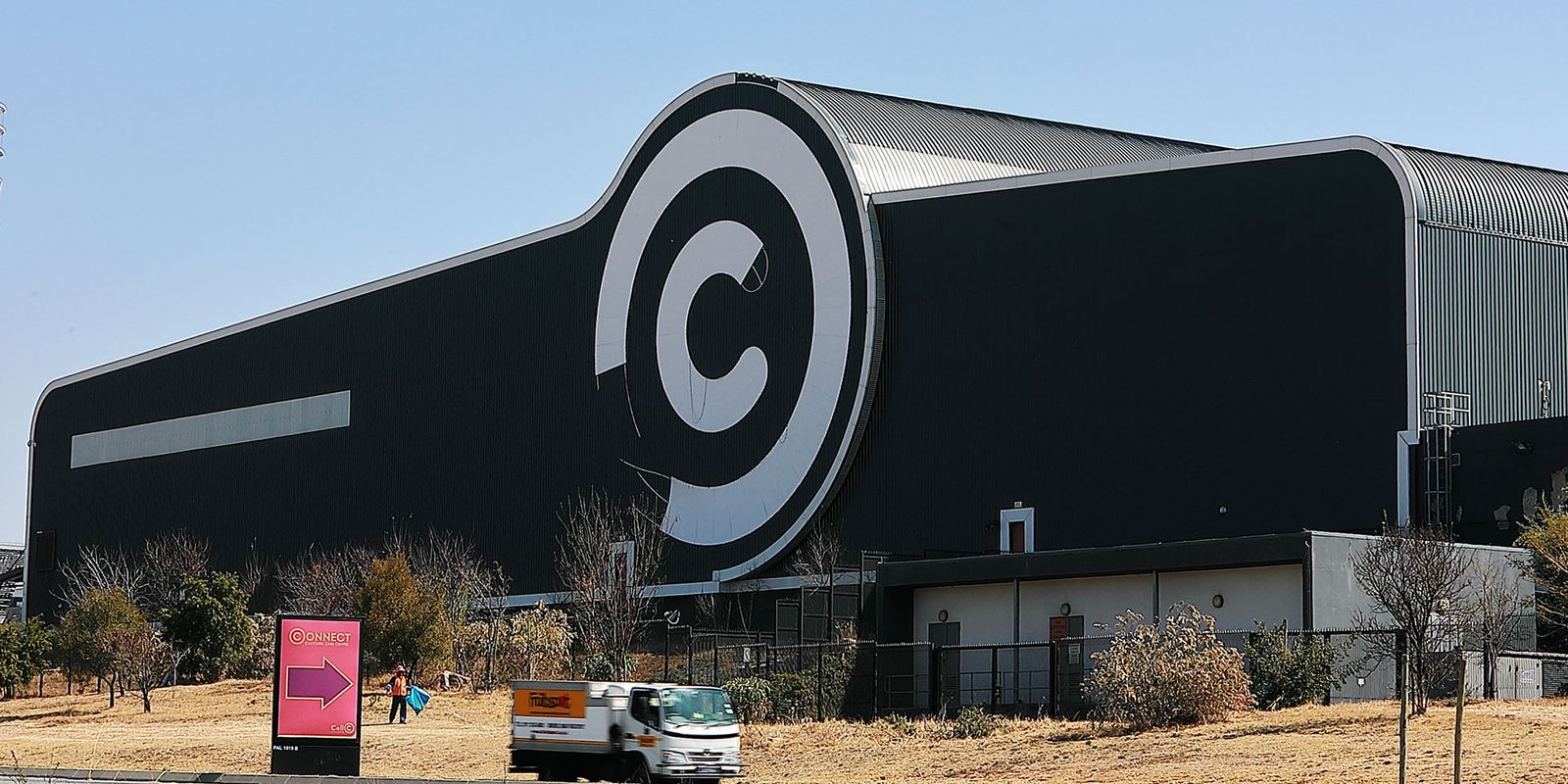 Cell C piggybacks on MTN and Vodacom networks while shifting to a ...
