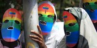 Masked Kenyan supporters of the LGBT community stage a protest against Uganda's anti-gay bill in front of the Ugandan High Commission in Nairobi, Kenya, 10 February 2014. Ugandan President Yoweri Museveni is to decide before 16 February whether or not to enact the proposed anti-gay law, which would mean homosexuals in Uganda would face life imprisonment.  (Photo: EPA / DAI KUROKAWA)