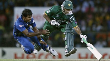 Pakistan and Sri Lanka considering first day/night Test