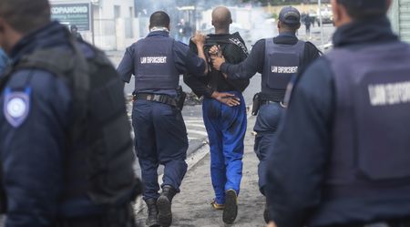 Western Cape taxi strike extended for two more days despite Santaco’s 9 August end date