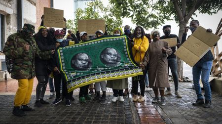 Veiled threats and discontent as Zuma supporters mobilise outside ConCourt