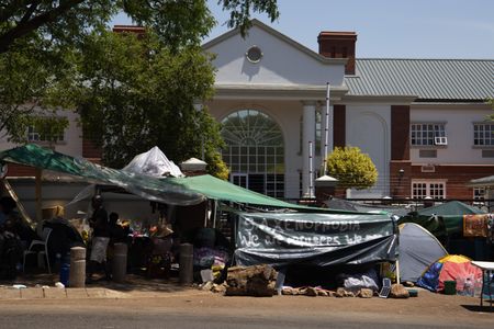 Migrant mothers desperate for a better life for their children