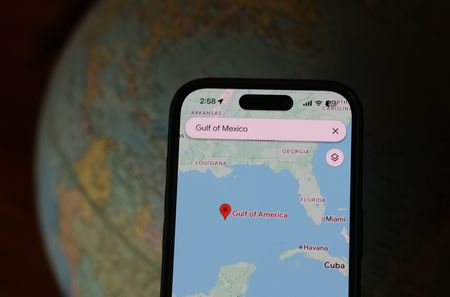 Is Google Maps brainwashing us? It might be if the theory of ‘extended cognition’ is correct